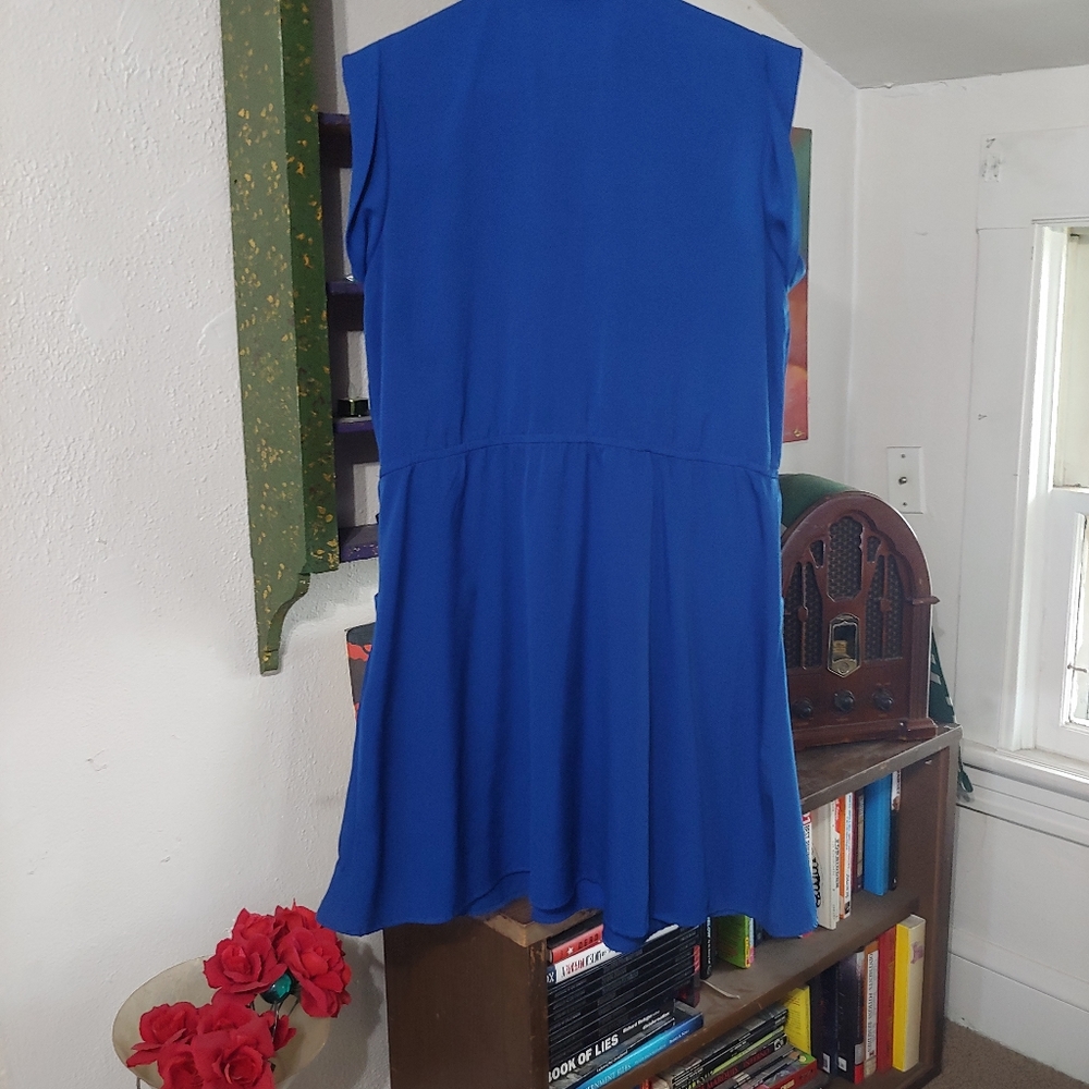 Pinup Style Dress - Picture 2 of 3